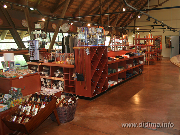 Curio shop selling gifts and local crafts at Didima Camp in the Drakensberg